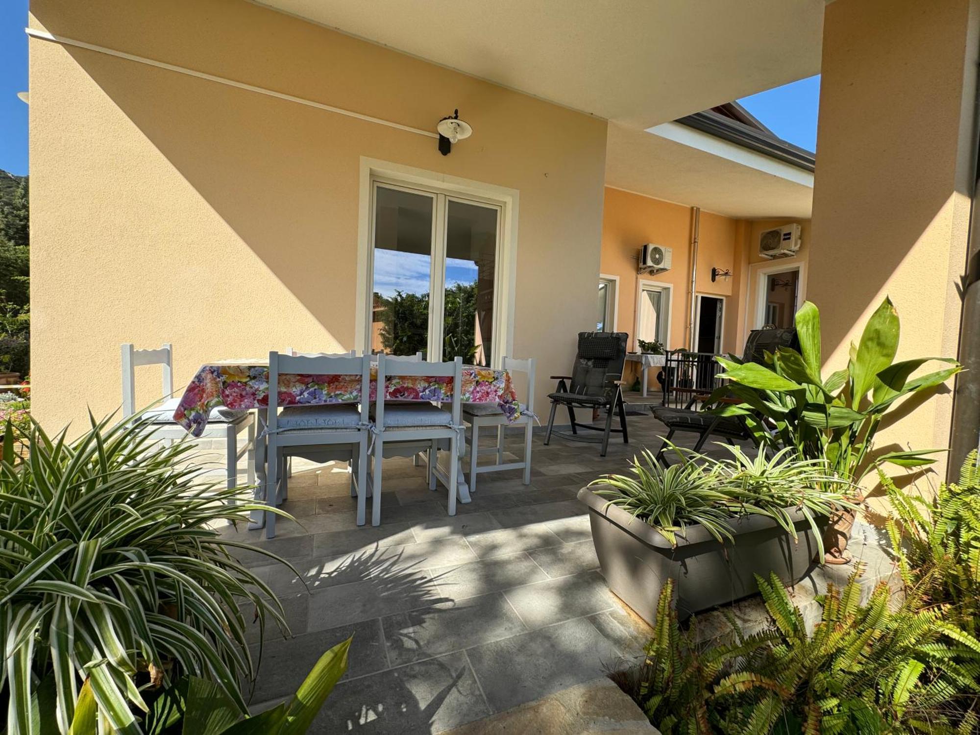 Villa Dei Fiori - Casa Vacanza Capoterra Kültér fotó