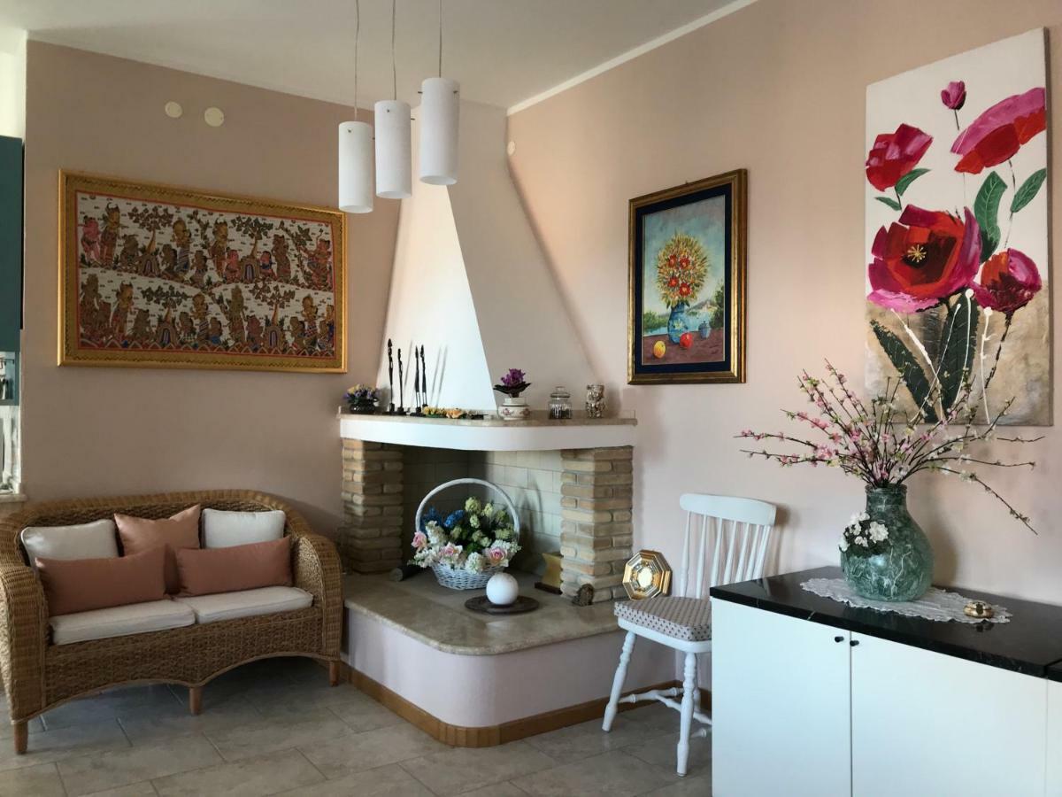 Villa Dei Fiori - Casa Vacanza Capoterra Kültér fotó