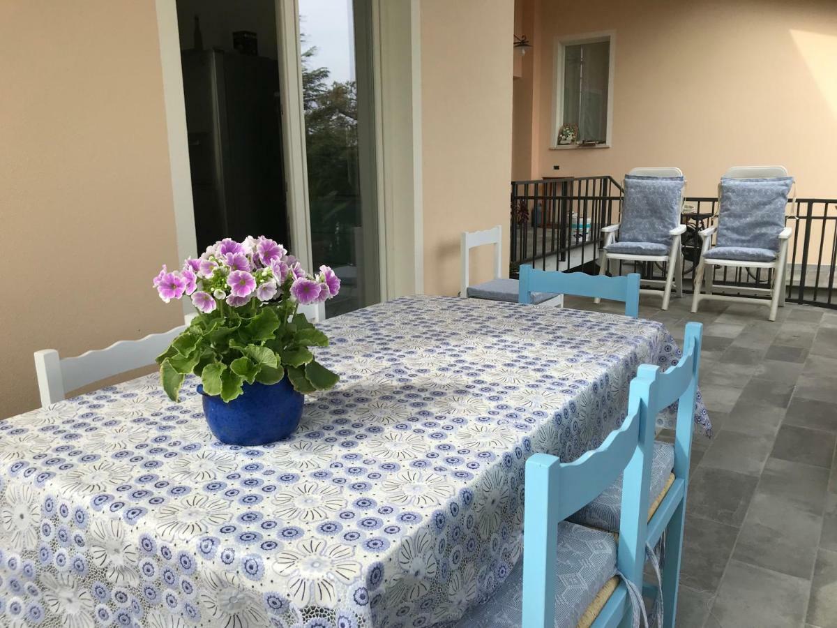 Villa Dei Fiori - Casa Vacanza Capoterra Kültér fotó